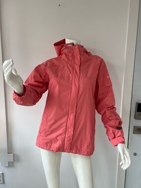 Columbia Rain Waterproof  breathable Women’s Hooded Jacket Mini -Tech Medium